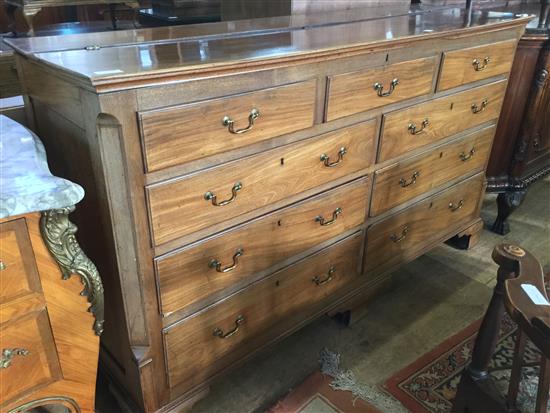 Large late 18th century North Country mahogany mule chest